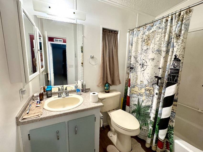 4521 Alpine Drive a Lakeland, FL Mobile or Manufactured Home for Sale